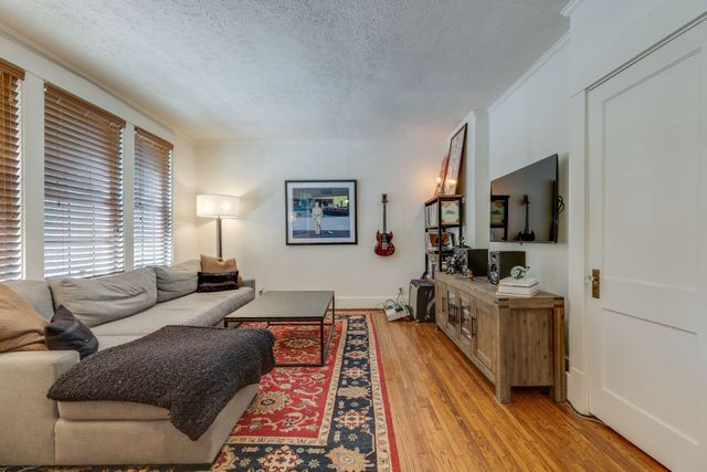 1711 18th Ave S Apt B2, Nashville, TN 37212