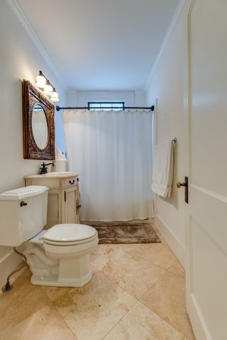 1711 18th Ave S Apt B2, Nashville, TN 37212
