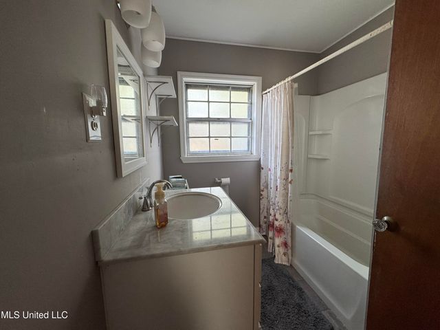 106 Rosemary Avenue, Long Beach, MS 39560