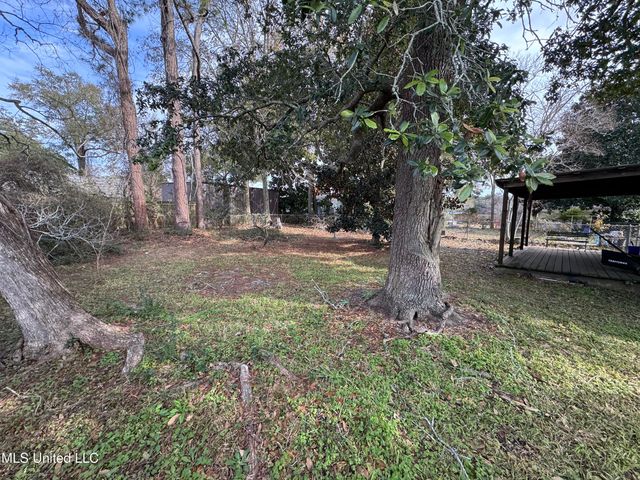 106 Rosemary Avenue, Long Beach, MS 39560