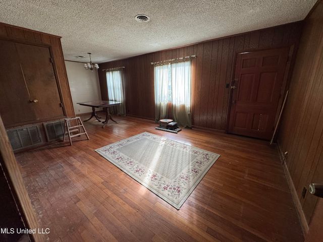 106 Rosemary Avenue, Long Beach, MS 39560