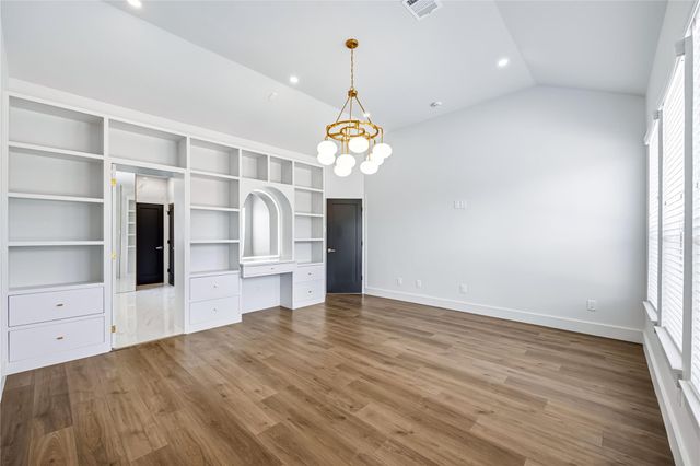 2401 Fastwater Creek Court, Pearland, TX 77584