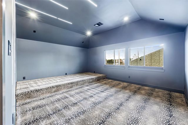 2401 Fastwater Creek Court, Pearland, TX 77584