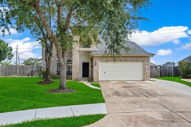 2401 Fastwater Creek Court, Pearland, TX 77584