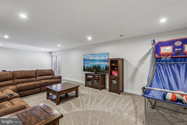 7471 LAKE WILLOW CT, Warrenton, VA 20187
