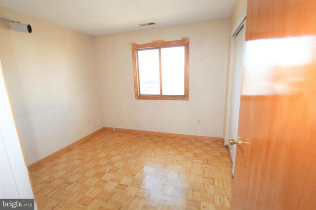 4812 RAVENS CREST DR, Plainsboro, NJ 08536