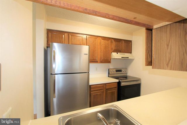 4812 RAVENS CREST DR, Plainsboro, NJ 08536