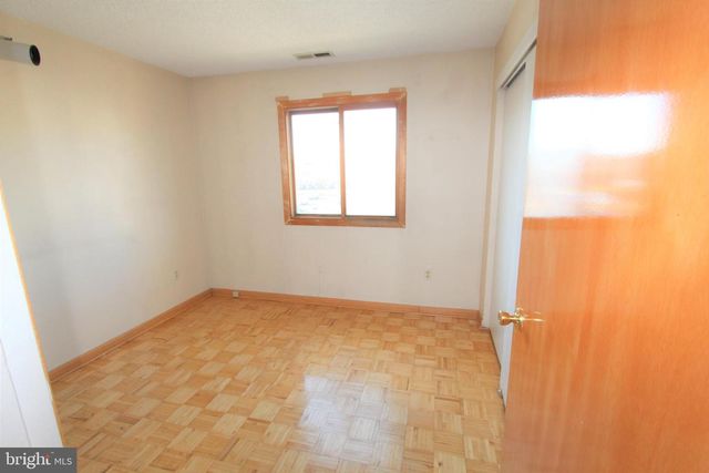 4812 RAVENS CREST DR, Plainsboro, NJ 08536