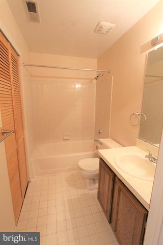 4812 RAVENS CREST DR, Plainsboro, NJ 08536