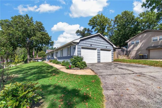 11415 Myrtle Avenue, Kansas City, MO 64137