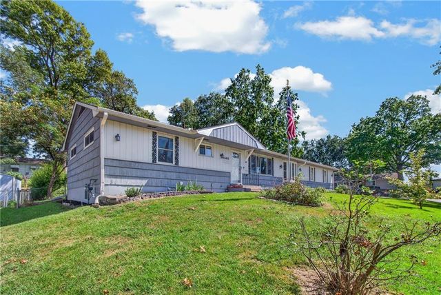 11415 Myrtle Avenue, Kansas City, MO 64137