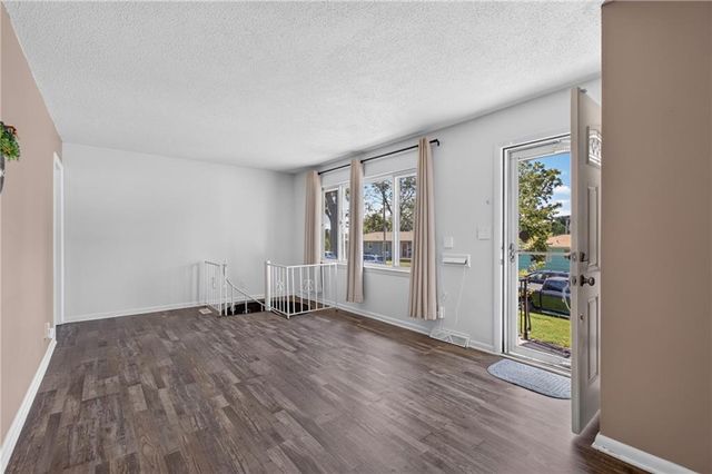 11415 Myrtle Avenue, Kansas City, MO 64137