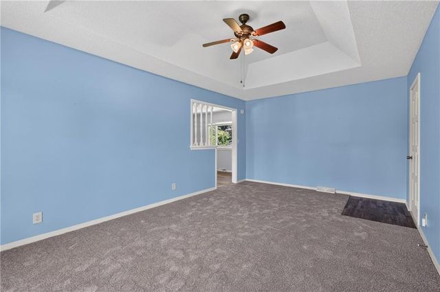 11415 Myrtle Avenue, Kansas City, MO 64137