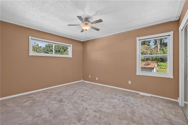 11415 Myrtle Avenue, Kansas City, MO 64137