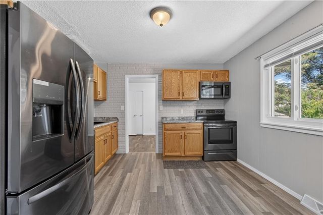 11415 Myrtle Avenue, Kansas City, MO 64137