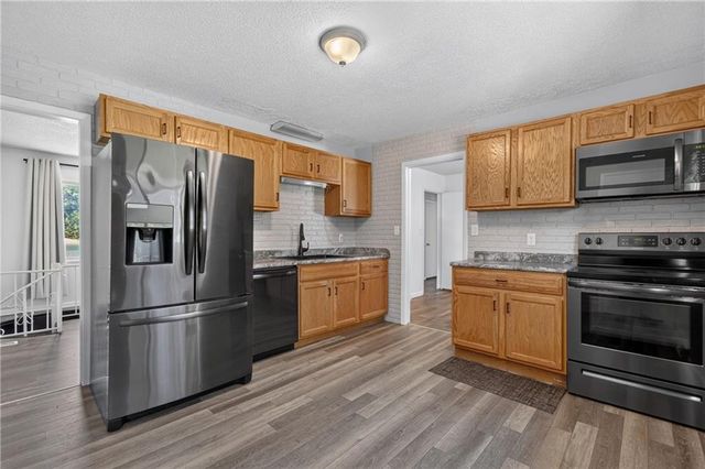 11415 Myrtle Avenue, Kansas City, MO 64137