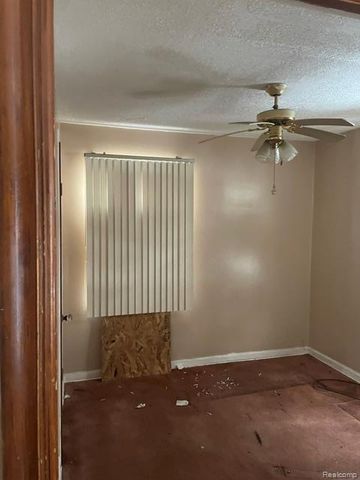 11443 Somerset Avenue, Detroit, MI 48224