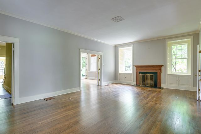 4042 GOODLETT CV, Memphis, TN 38111