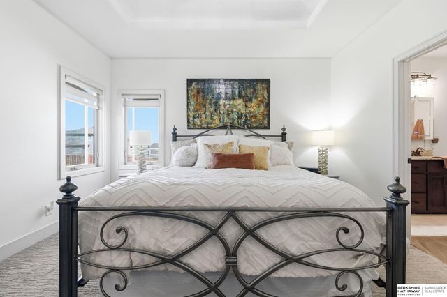 11604 S 110th Avenue, Papillion, NE 68046