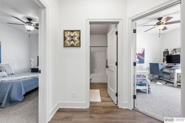 11604 S 110th Avenue, Papillion, NE 68046