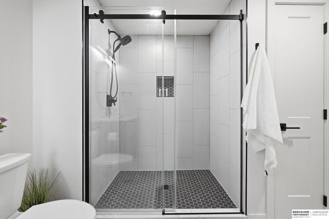 11604 S 110th Avenue, Papillion, NE 68046