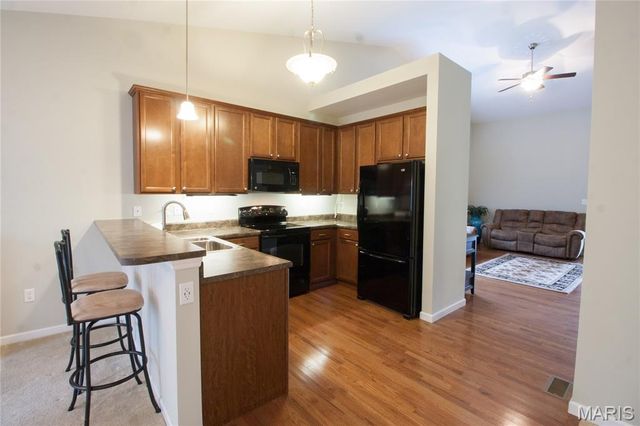1760 Waterfall Drive, St Charles, MO 63303