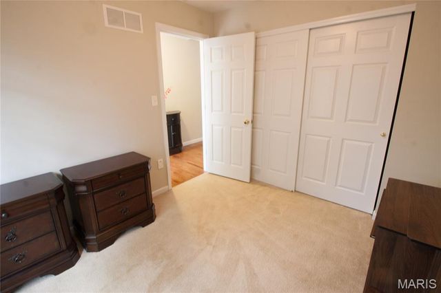 1760 Waterfall Drive, St Charles, MO 63303