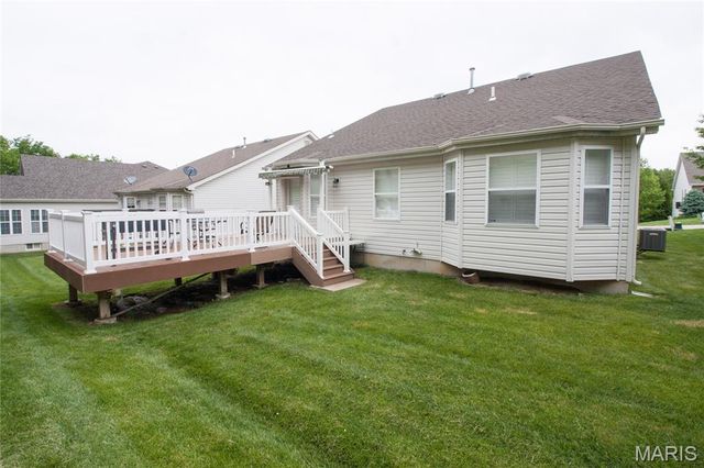 1760 Waterfall Drive, St Charles, MO 63303