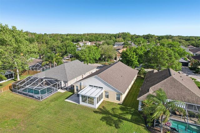 19329 GARDEN QUILT CIRCLE, Lutz, FL 33558