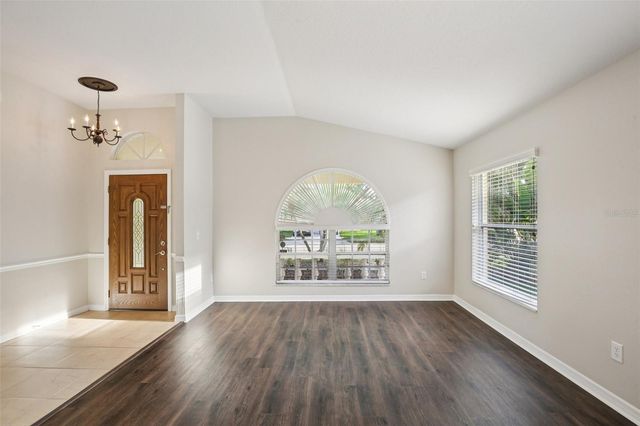 19329 GARDEN QUILT CIRCLE, Lutz, FL 33558