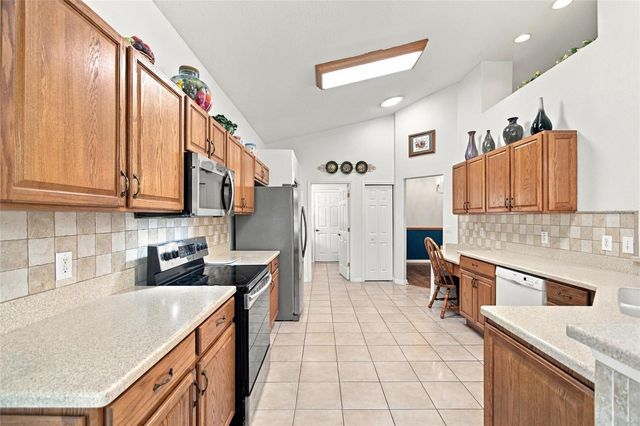 148 RED MAPLE PASS, Davenport, FL 33837