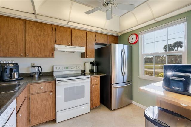 6300 S Pointe BLVD # 211, Fort Myers, FL 33919