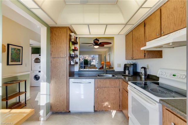 6300 S Pointe BLVD # 211, Fort Myers, FL 33919