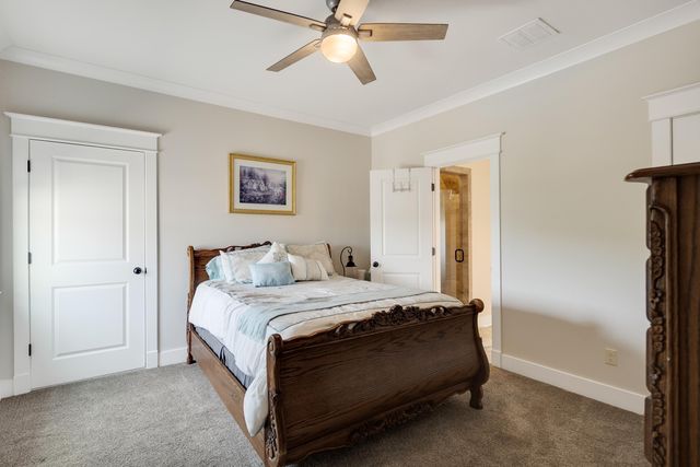 1080 GREENBRIER LAKES DR N, Piperton, TN 38017