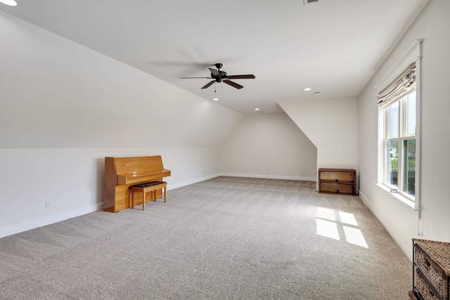 1080 GREENBRIER LAKES DR N, Piperton, TN 38017