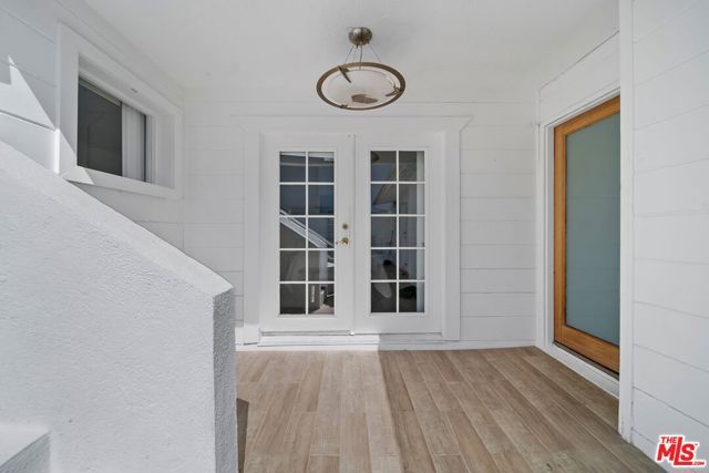 11689 Picturesque Drive, Studio City (los Angeles), CA 91604