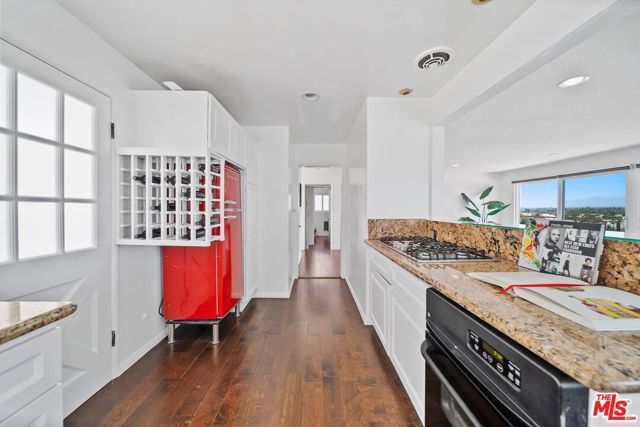 11689 Picturesque Drive, Studio City (los Angeles), CA 91604