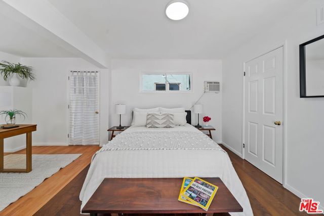 11689 Picturesque Drive, Studio City (los Angeles), CA 91604