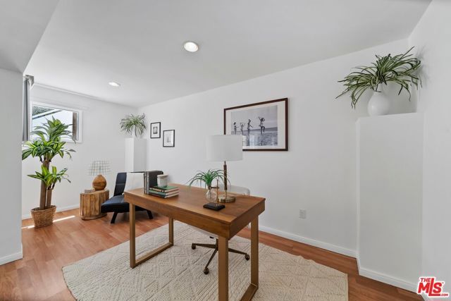 11689 Picturesque Drive, Studio City (los Angeles), CA 91604