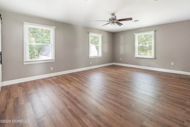 21 Murdock Place, Jackson, NJ 08527