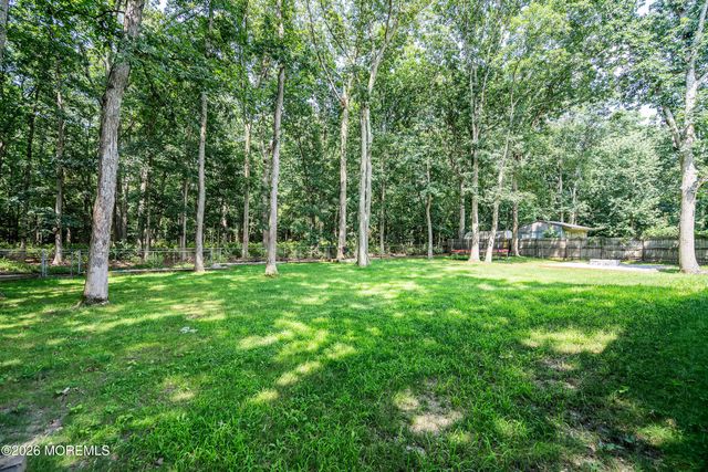 21 Murdock Place, Jackson, NJ 08527
