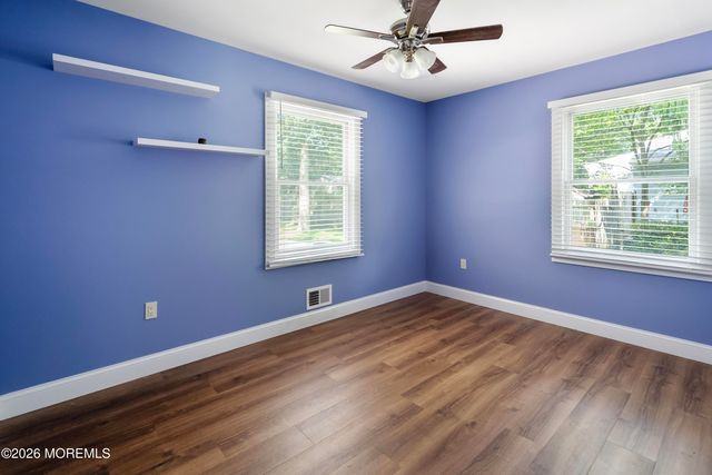 21 Murdock Place, Jackson, NJ 08527