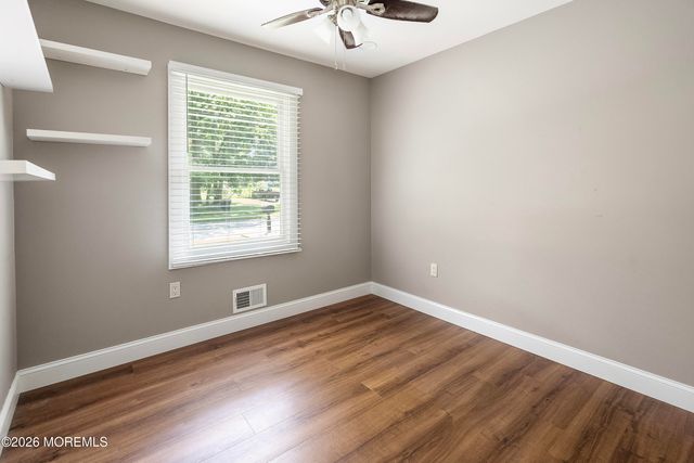 21 Murdock Place, Jackson, NJ 08527