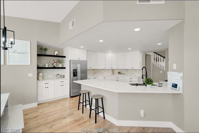 11 Desert Dawn Lane, Henderson, NV 89074