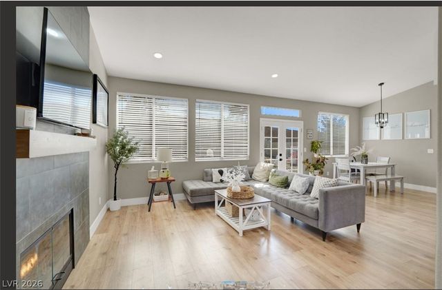 11 Desert Dawn Lane, Henderson, NV 89074