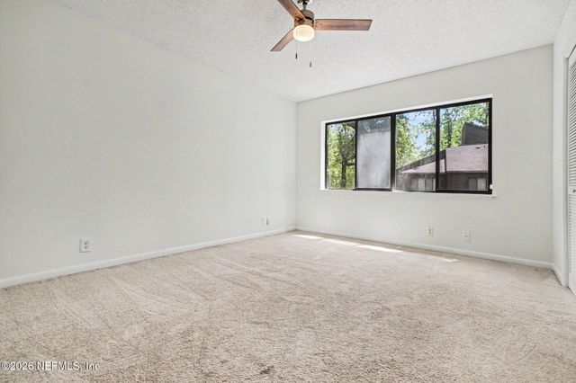 10396 BIGTREE Circle, Jacksonville, FL 32257