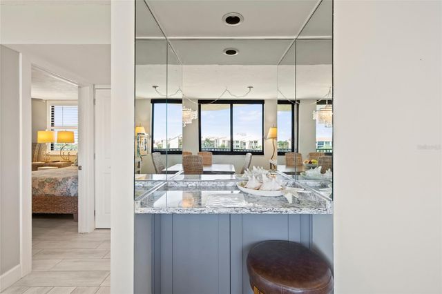 6266 MIDNIGHT PASS ROAD 404, Sarasota, FL 34242