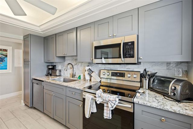 6266 MIDNIGHT PASS ROAD 404, Sarasota, FL 34242