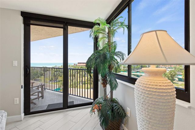 6266 MIDNIGHT PASS ROAD 404, Sarasota, FL 34242