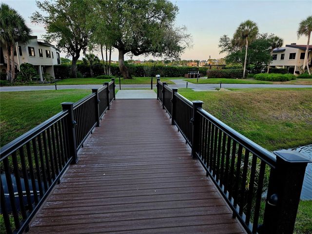 6266 MIDNIGHT PASS ROAD 404, Sarasota, FL 34242